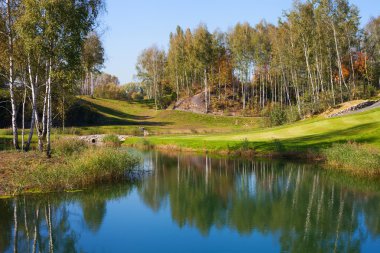 sonbahar golf sahası yatay görünüm yeşil alan