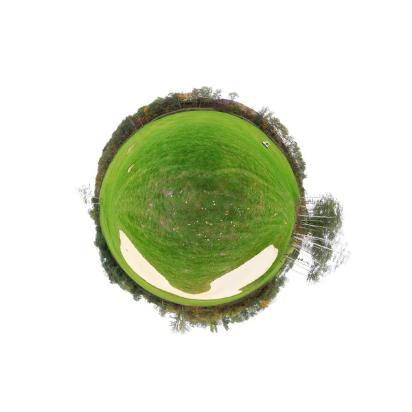 Маленькая крошечная планета Поле для гольфа зеленое поле, Малый мир изолирован — стоковое фото