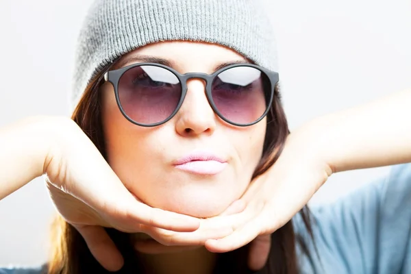 Retrato de adolescente hipster — Foto de Stock