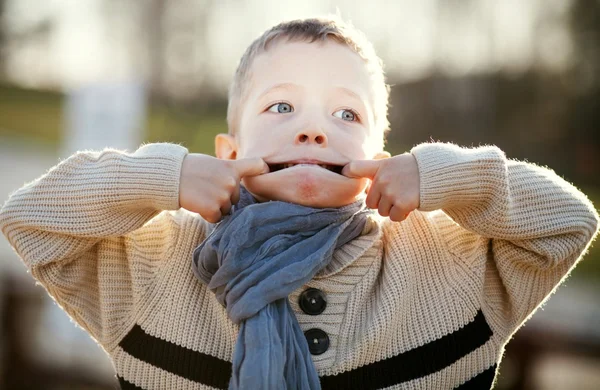 Niño retrato niño jugando — Foto de Stock