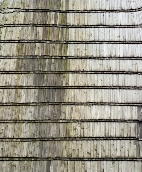 Old wooden shingled roof texture — Stock Photo, Image