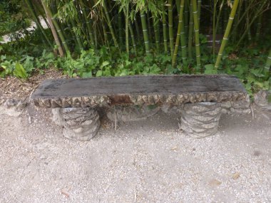 Santa Pola, İspanya 'nın Valensiya Topluluğu' nun Bajo Vinalop bölgesinin Alicante eyaletine bağlı belediyesi. 2020 yılında 33,303 kişi yaşıyordu. Santa Pola 'nın en büyük ilgi odağı tarihi kalıntıları..