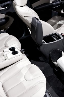 araba iç - koltuk