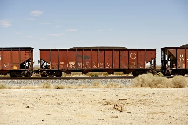 Last järnvägsvagnar — Stockfoto