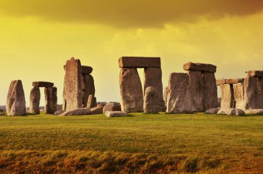 Stonehenge günbatımı