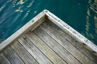 ahşap dock