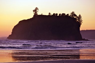 kayalık ada günbatımı