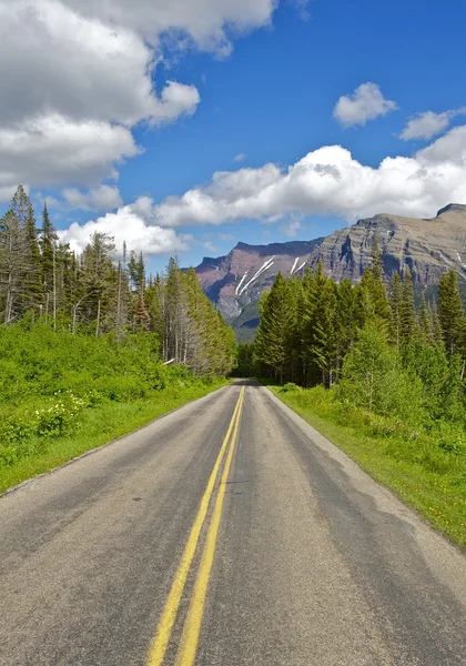 Rijden door middel van montana — Stockfoto