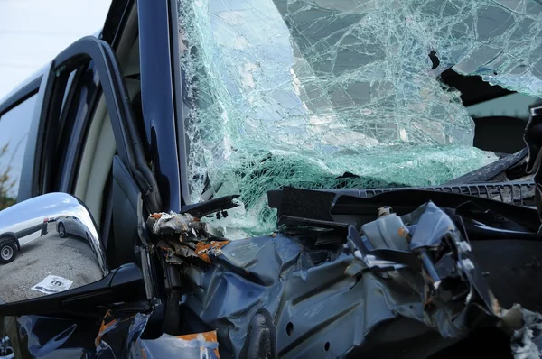 Crashed Vehicle — Stock Photo, Image