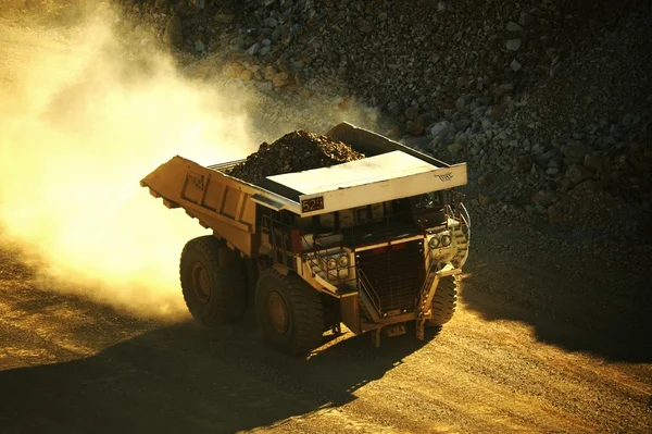 Mijnbouw vrachtwagen — Stockfoto