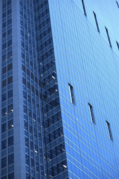 Glasartade skyskrapa — Stockfoto