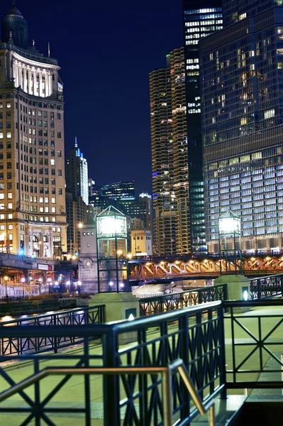 Πολύχρωμο βράδυ Σικάγο — Φωτογραφία Αρχείου