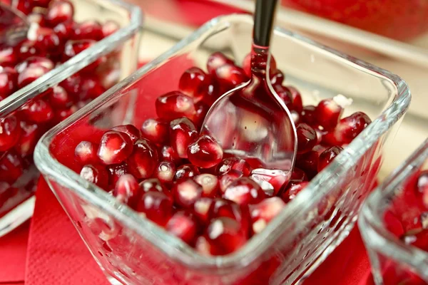 Tasteful Fresh Pomegranate — Stock Photo, Image