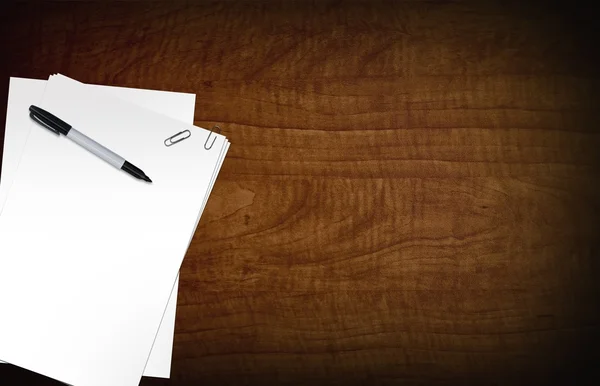 Blank Papers on Desk — Stock Photo, Image