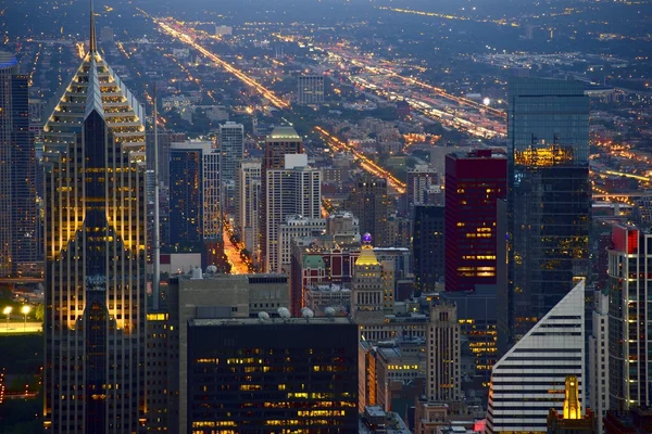 Skyline på natten chicago — Stockfoto