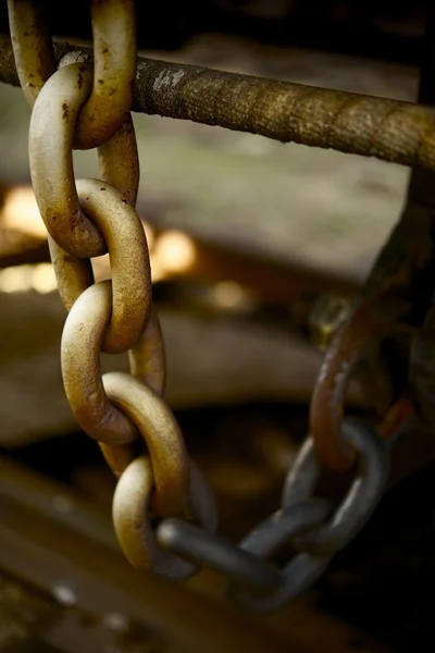 Large Heavy Iron Chain — Stock Photo, Image