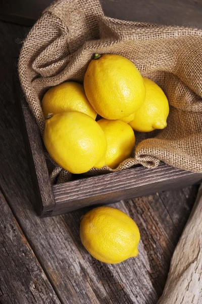 Fresh Raw Lemons — Stock Photo, Image