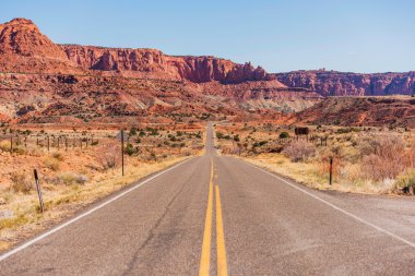 Otoban capitol Reef
