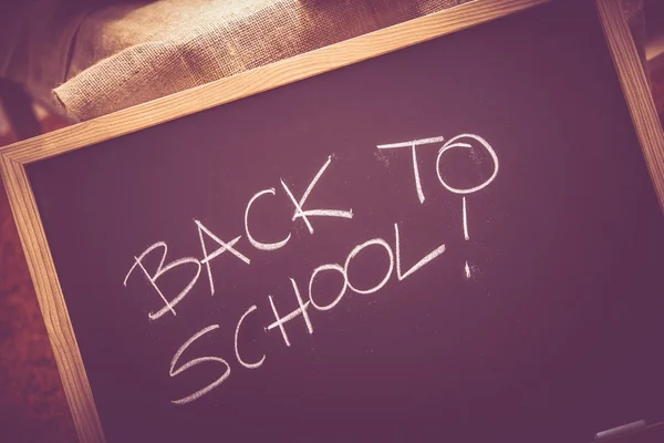 Okulun kara tahtasına — Stok fotoğraf