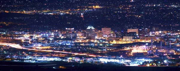 Colorado springs in de nacht — Stockfoto