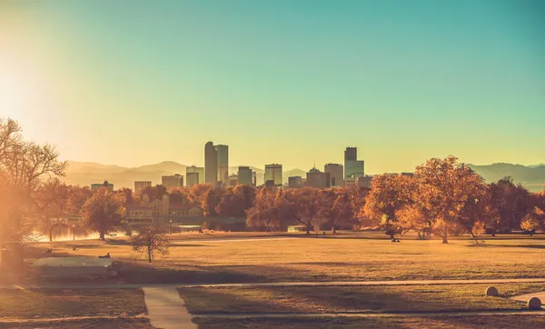 Sunny Fall Time Popołudniowy Zachód Słońca Denver Downtown Park Colorado — Zdjęcie stockowe