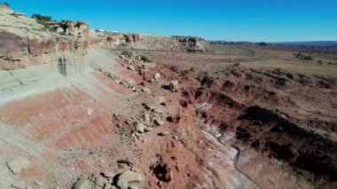Manzaralı ve Renkli Raw Utah Eyaleti Vahşi Doğası. Amerika Birleşik Devletleri. Utah Çölü.