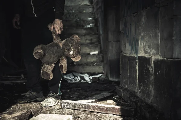 Direct Attacks Civilians War Concept Caucasian Male Dirty Teddy Bear — Fotografia de Stock