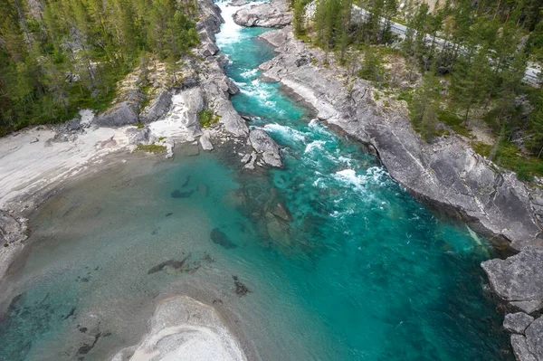 Scenic Aerial Vista Norweskiego Vestland Rocky Krajobraz Crystal Clear River — Zdjęcie stockowe