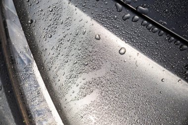 Endüstriyel Seramik Araba Vücut Kaplaması. Dış Boyayı Korumak İçin Bir Aracın Dış Yüzeyine Uygulanan Kimyasal Polimer Çözümü. Otomotiv Teması.