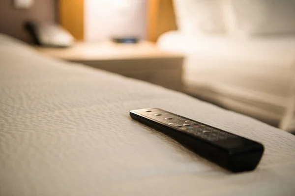 Hotel Television Remote Bed Satellite Channels Watching Business Trip Travel — Foto de Stock