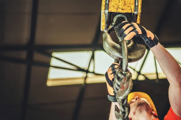 Closeup Caucasian Contractor Attaching Something Lifting Hook Building Works Large — Stock Photo, Image