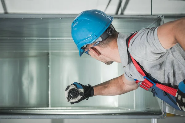 Caucasian Hvac Installation Worker Blue Safety Helmet Making Final Check — Zdjęcie stockowe