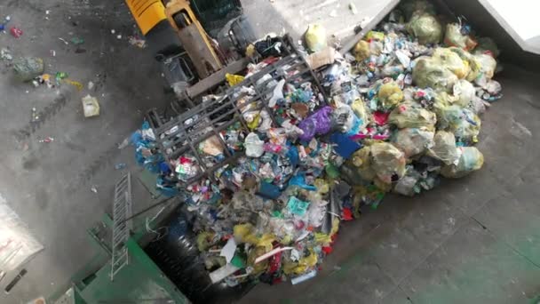 Aerial View Trash Sorting Facility Garbage Crusher Being Loaded Bulldozer — Stock videók