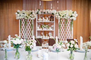 Taş zemin, soyutlama.