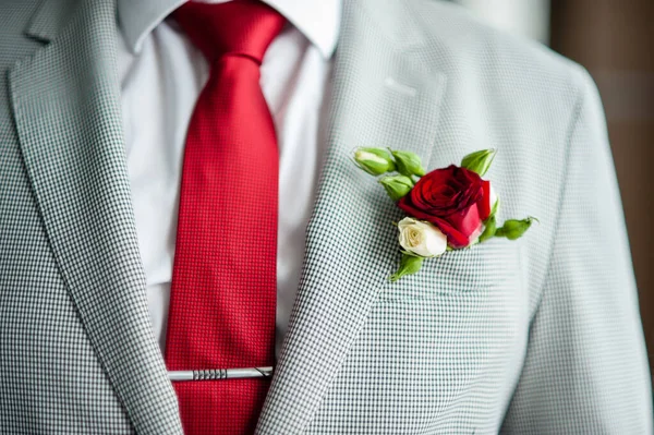 The groom\'s jacket