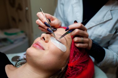 Güzellik Salonu kirpik Bakımı.