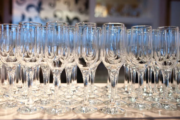 Hermosas Copas Para Cócteles Champán Pie Sobre Mesa —  Fotos de Stock