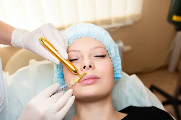 Procedimientos Cosmetológicos Salón Belleza —  Fotos de Stock