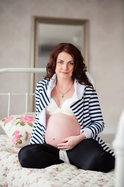 Beautiful Pregnant Woman Smile Love — Stock Photo, Image