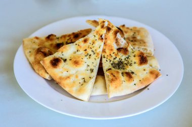 Gürcü khachapuri megruli peynir ile.