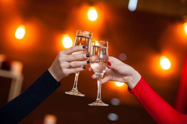 Feest Mensen Met Een Glas Champagne — Stockfoto