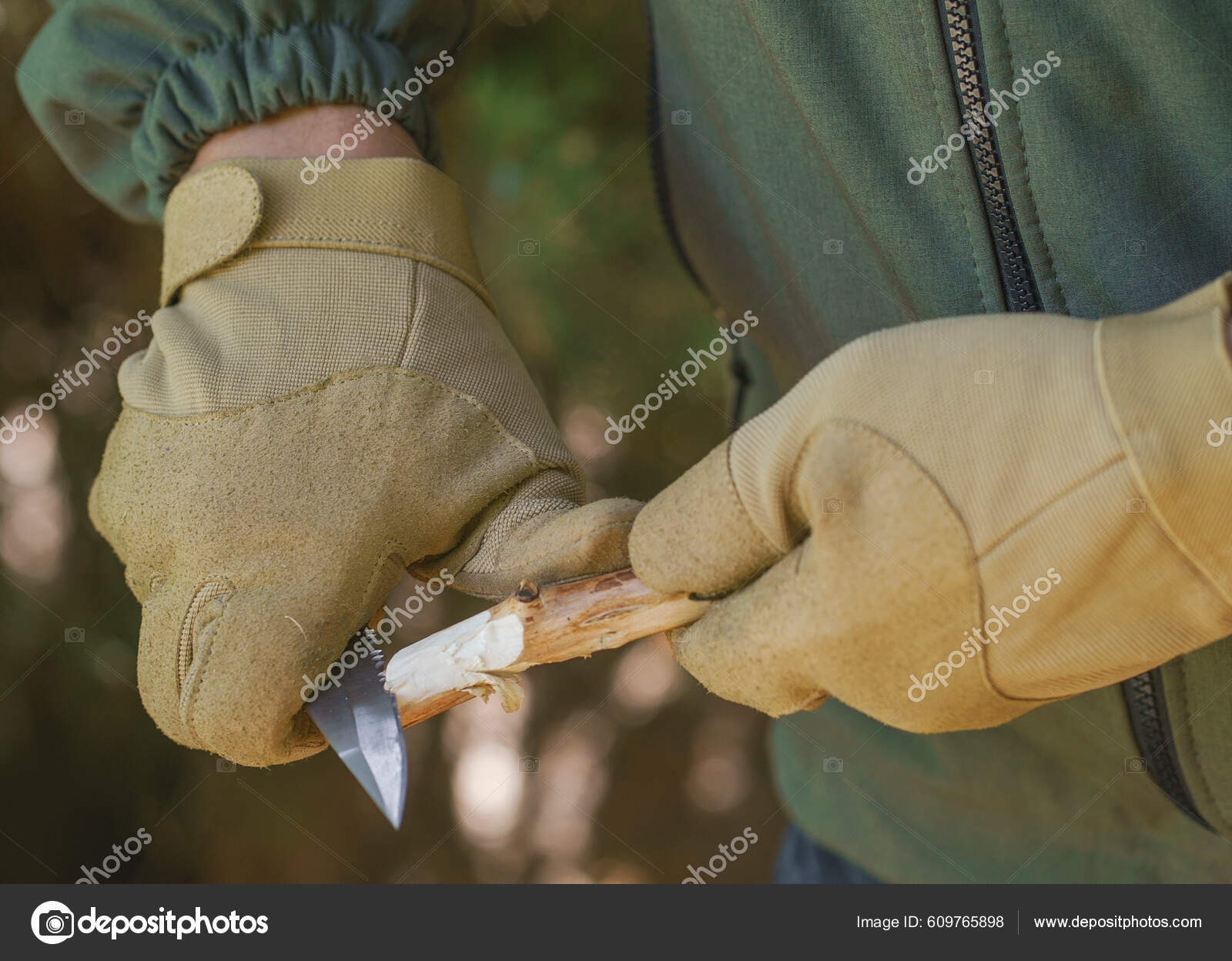 https://st.depositphotos.com/12036242/60976/i/1600/depositphotos_609765898-stock-photo-hunter-man-hands-tactical-gloves.jpg