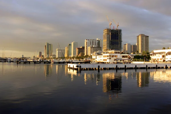 Skyline di manila Immagine Stock