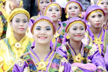 Manila aliwan Festivali