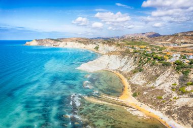 Scala dei Turchi ile hava manzarası, Sicilya Adası, İtalya