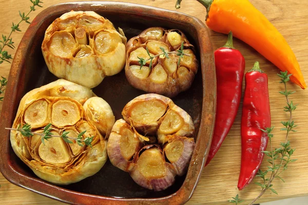 Roasted garlic. — Stock Photo, Image