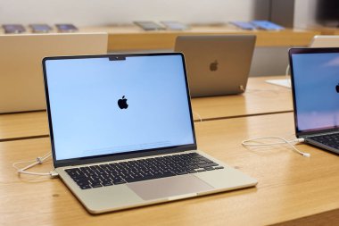 UK, Newcastle upon Tyne, 15 July 2022 - New macBook Air 2022. New macBook Air with M2 processor. Apple M2 Chip. MacBook in apple store. New Apple laptop. Store exposure.