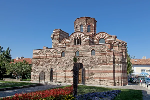 Oude kerk in nessebar, Bulgarije. UNESCO werelderfgoed — Stockfoto