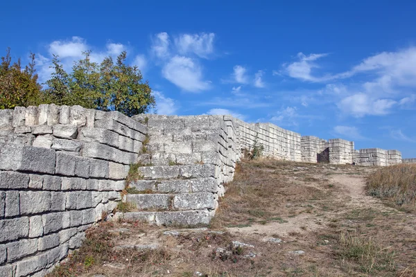 Bulgaristan'da eski kale madara — Stok fotoğraf