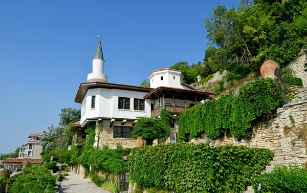 Résidence de la reine roumaine au bord de la mer Noire à Balchik, Bulgarie — Photo